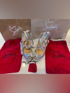 Christian Louboutin Metallic Silver Peep-Toe Calf Laminato Dino Altilege 120.